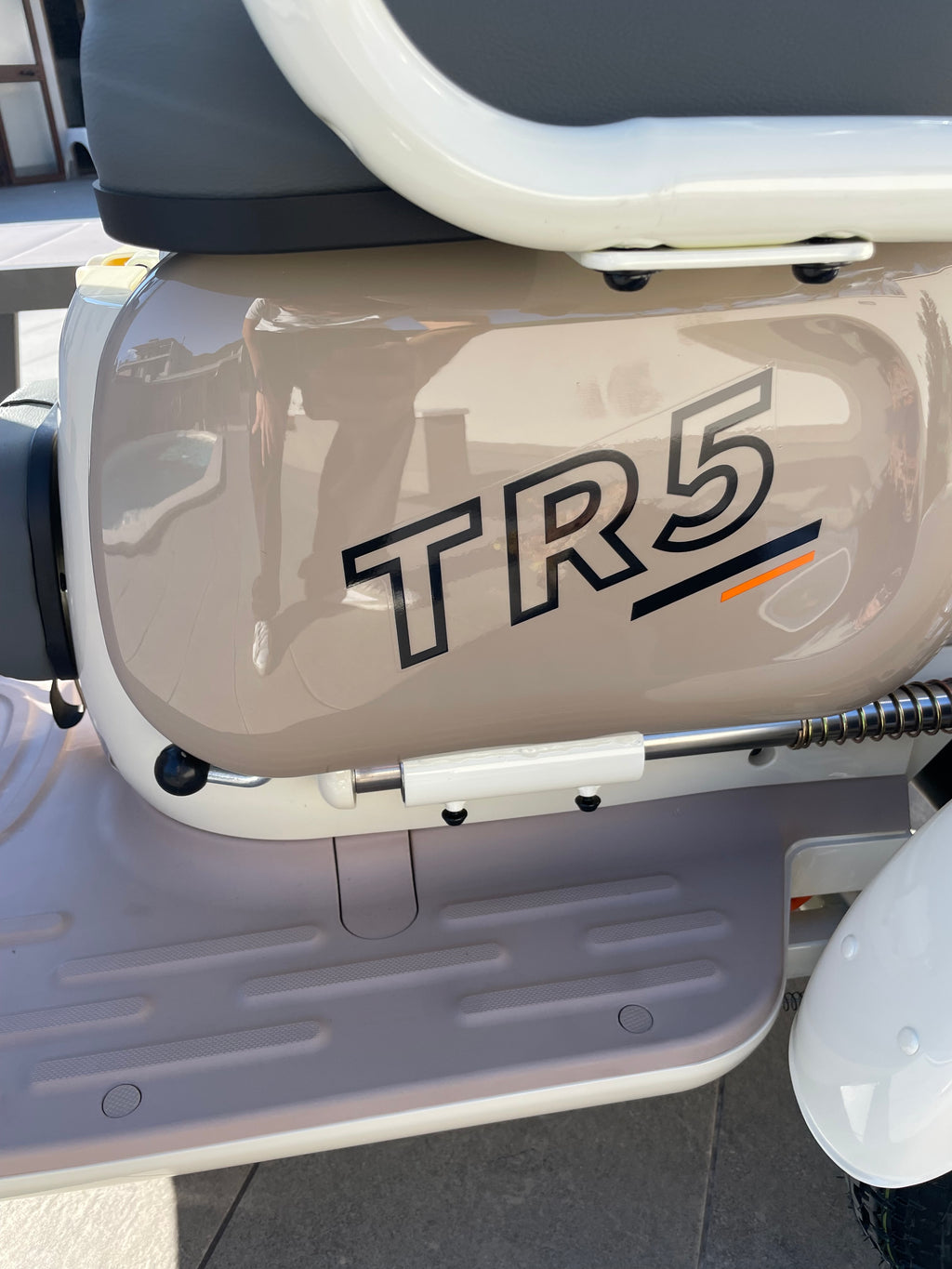 TR5