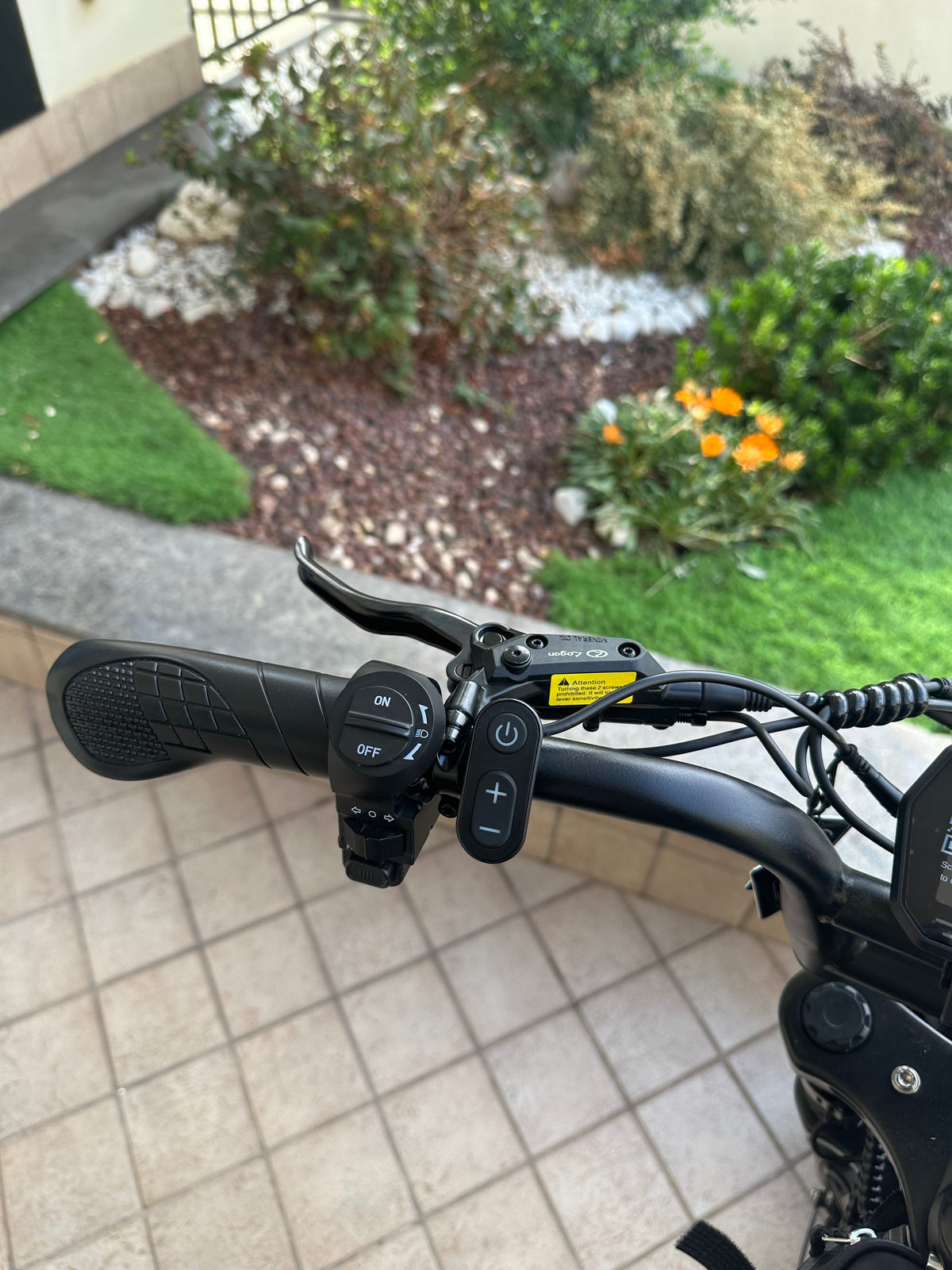 V8 PRO