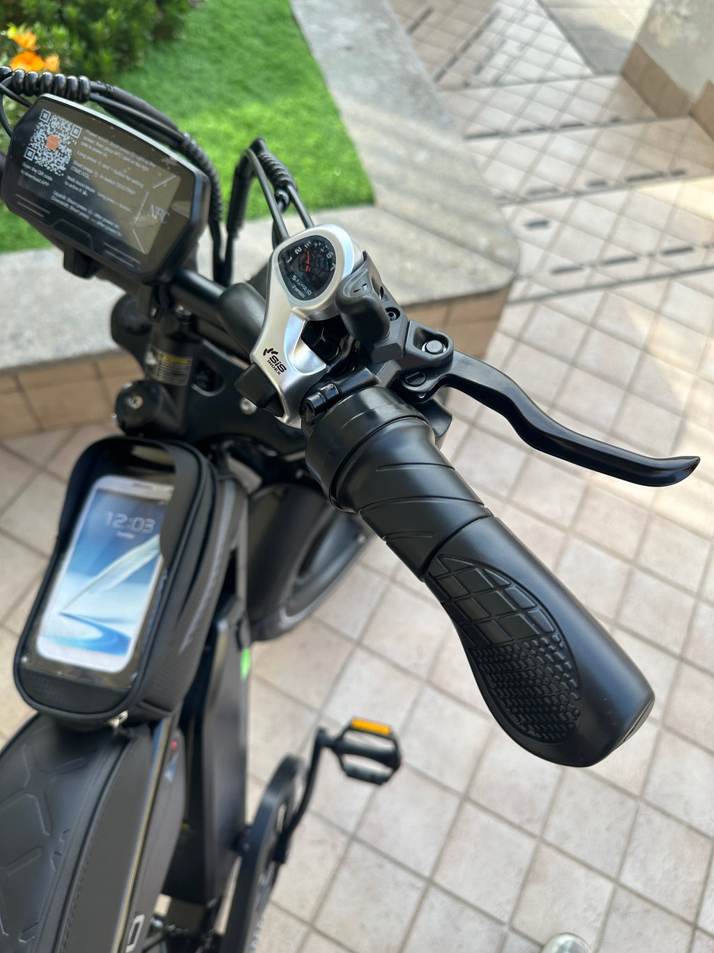 V8 PRO